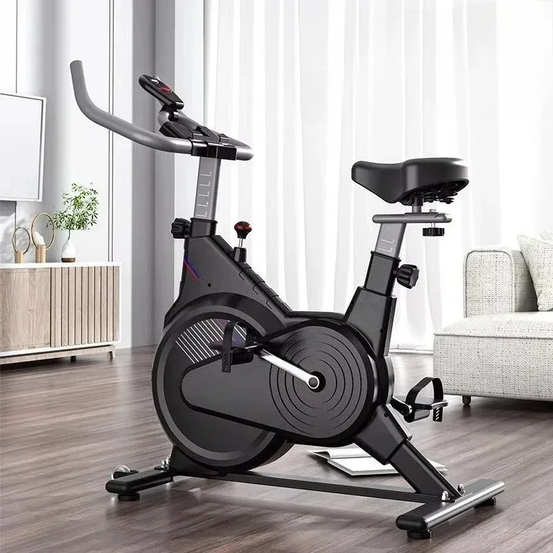 黒と白のエクササイズバイク、減量用、静音磁気抵抗式ホームジム - Exercise Bike Magnetic Resistance のレビューと価格